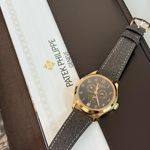 Patek Philippe Complications 4946R-001 (2026) - 38mm Roségoud (6/9)