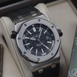 Audemars Piguet Royal Oak Offshore Diver 15703ST - (1/7)