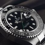 Rolex GMT-Master II 126710GRNR (2025) - Black dial 40 mm Steel case (3/7)