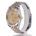 Rolex Datejust 41 126333 (2018) - Champagne dial 41 mm Gold/Steel case (2/7)