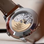 Patek Philippe Calatrava 5212A-001 (2024) - Silver dial 40 mm Steel case (8/8)