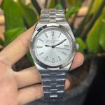 Vacheron Constantin Overseas 4500V/110A-B126 (2023) - White dial 41 mm Steel case (2/5)