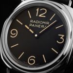 Panerai Radiomir PAM01382 (2025) - Black dial 45 mm Steel case (3/7)