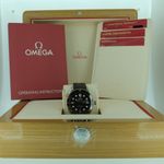 Omega Seamaster Diver 300 M 210.22.42.20.01.002 (2025) - Black dial 42 mm Steel case (4/4)