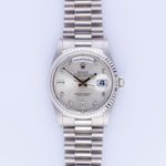 Rolex Day-Date 36 18239 (1986) - Silver dial 36 mm White Gold case (3/8)