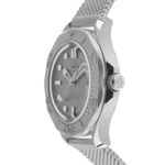 Omega Seamaster Diver 300 M 210.30.42.20.06.002 (2026) - Grey dial 42 mm Steel case (4/7)