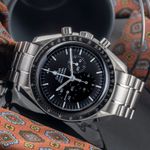 Omega Speedmaster Professional Moonwatch 3570.50.00 (2000) - Zwart wijzerplaat 42mm Staal (2/8)