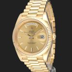 Rolex Day-Date 40 228238 (2021) - Champagne dial 40 mm Yellow Gold case (1/8)