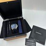 Panerai Luminor Marina PAM01313 (2024) - Blauw wijzerplaat 44mm Staal (2/8)