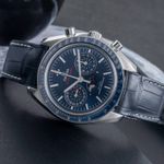 Omega Speedmaster Moonphase 304.33.44.52.03.001 (Onbekend (willekeurig serienummer)) - Blauw wijzerplaat 44mm Staal (2/8)