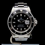 Rolex Submariner Date 16610 (1997) - Black dial 40 mm Steel case (5/5)