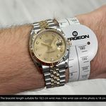 Rolex Datejust 36 116233 (2004) - Champagne wijzerplaat 36mm Goud/Staal (3/8)