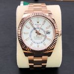 Rolex Sky-Dweller 326935 (2021) - White dial 42 mm Rose Gold case (7/8)