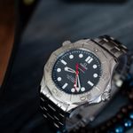 Omega Seamaster Diver 300 M 210.30.42.20.01.002 (2021) - Zwart wijzerplaat 42mm Staal (2/5)