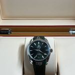 Omega Seamaster Aqua Terra 220.12.38.20.10.001 (2025) - Green dial 38 mm Steel case (3/8)