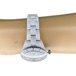 Chanel J12 H5704 (2024) - Pearl dial 33 mm Ceramic case (6/8)