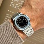 Patek Philippe Nautilus 3800 (2002) - Black dial 36 mm Steel case (2/8)