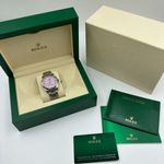 Rolex Oyster Perpetual 36 126000 (2024) - Roze wijzerplaat 36mm Staal (3/8)