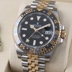 Rolex GMT-Master II 126713GRNR (2025) - Black dial 40 mm Gold/Steel case (3/8)