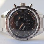 Omega Speedmaster Professional Moonwatch 311.10.39.30.01.001 (2017) - Black dial 39 mm Steel case (3/8)