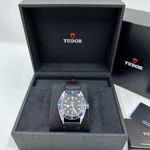 Tudor Black Bay 79230B-0007 (2024) - Black dial 41 mm Steel case (4/8)