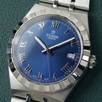 Tudor Royal 28500 (2022) - Blue dial 38 mm Steel case (2/8)