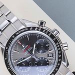 Omega Speedmaster Date 323.30.40.40.06.001 (2021) - Grijs wijzerplaat 40mm Staal (3/8)