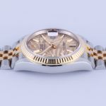 Rolex Datejust 36 126233 (2023) - Champagne dial 36 mm Gold/Steel case (5/8)