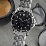 Omega Seamaster Diver 300 M 212.30.41.20.01.002 (Unknown (random serial)) - Black dial 41 mm Steel case (3/8)