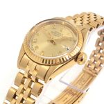 Rolex Lady-Datejust 6917 (1973) - Champagne dial 26 mm Yellow Gold case (4/6)