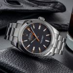 Rolex Milgauss 116400 (Onbekend (willekeurig serienummer)) - Zwart wijzerplaat 40mm Staal (2/8)