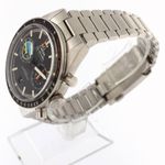 Omega Speedmaster 332.10.41.51.01.002 (2025) - Black dial 41 mm Steel case (2/6)