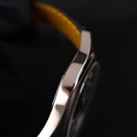 Patek Philippe Calatrava 6007G-001 (2023) - Black dial 40 mm White Gold case (6/8)