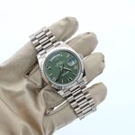 Rolex Day-Date 40 228239 (Unknown (random serial)) - Green dial 40 mm White Gold case (4/8)