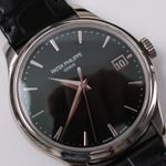 Patek Philippe Calatrava 5227G-010 - (2/8)