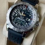 Breitling Airwolf A78363 (2009) - Black dial Unknown Steel case (3/7)