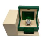 Rolex GMT-Master II 126711CHNR (2022) - Black dial 40 mm Gold/Steel case (5/5)