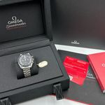 Omega Speedmaster Professional Moonwatch 310.30.42.50.01.001 (2024) - Zwart wijzerplaat 42mm Staal (2/8)