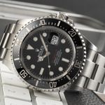 Rolex Sea-Dweller 126600 (Unknown (random serial)) - Black dial 43 mm Steel case (2/8)