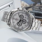 Omega Speedmaster Broad Arrow 321.10.44.50.02.001 (Onbekend (willekeurig serienummer)) - Zilver wijzerplaat 44mm Staal (2/8)