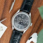 Patek Philippe Annual Calendar 5056P (2004) - Grey dial 37 mm Platinum case (1/8)