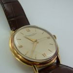 IWC Vintage - (1980) - Champagne dial 36 mm Yellow Gold case (2/5)