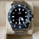 Tudor Pelagos 25500TN (2014) - Black dial 42 mm Titanium case (2/7)