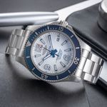 Breitling Superocean 42 A17366D81A1A1 (Unknown (random serial)) - White dial 42 mm Steel case (2/8)