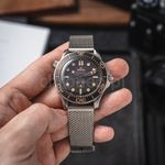 Omega Seamaster Diver 300 M 210.90.42.20.01.001 (2025) - Bruin wijzerplaat 42mm Titanium (3/8)