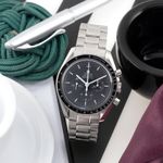 Omega Speedmaster Professional Moonwatch 3573.50.00 (Unknown (random serial)) - Black dial 42 mm Steel case (1/8)