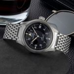 IWC Pilot Mark IW324102 (Onbekend (willekeurig serienummer)) - Zwart wijzerplaat 36mm Staal (2/8)