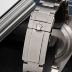 Rolex Explorer 214270 (2017) - Black dial 39 mm Steel case (7/8)