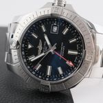 Breitling Avenger A32397 (2025) - 43 mm Steel case (2/8)