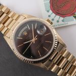Rolex Day-Date 36 18238 (1997) - Black dial 36 mm Yellow Gold case (3/8)